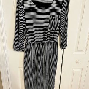 Merokeety size large - stripe dress